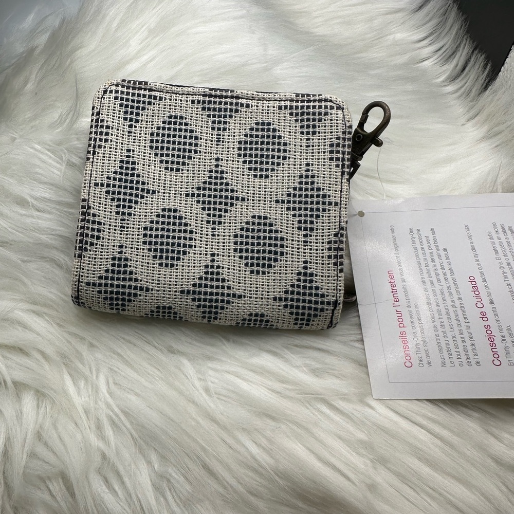 Thirty-one  geometric Pattern Wallet
